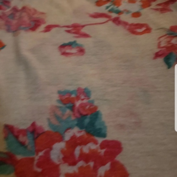 Tank top - Picture 2 of 3